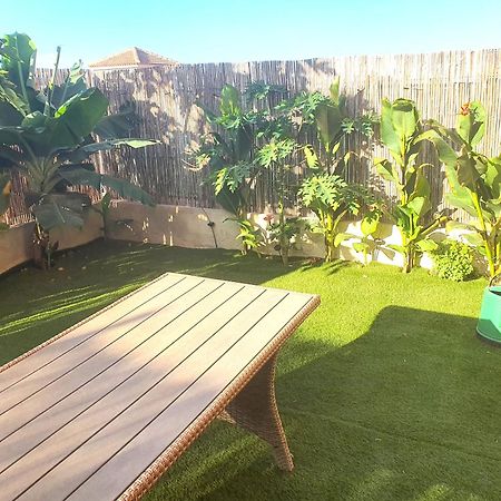 Espacioso Apartamento Con Preciosos Jardines Y Bbq Isla Plana Exterior foto