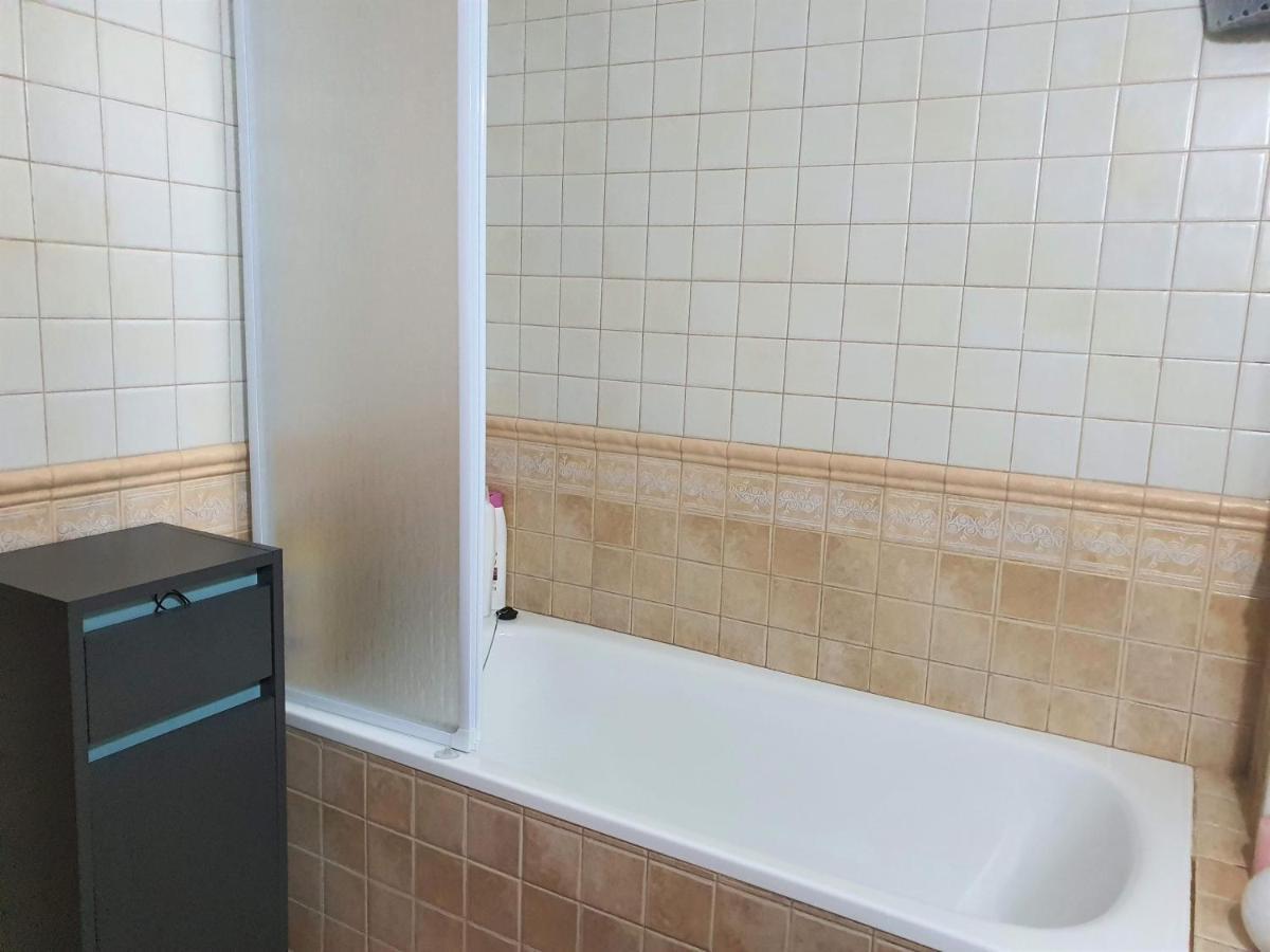 Espacioso Apartamento Con Preciosos Jardines Y Bbq Isla Plana Exterior foto